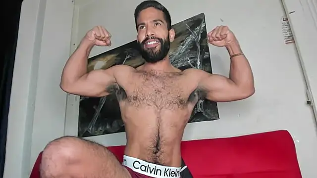 sweatyhairypig23 online show from 2, 11, 2025