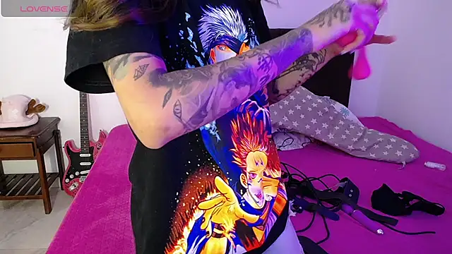 I am kim online show from 31, 10, 2025