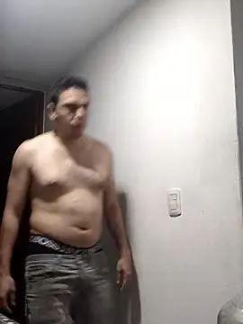 jeancarloscum12 online show from 14, 1, 2026