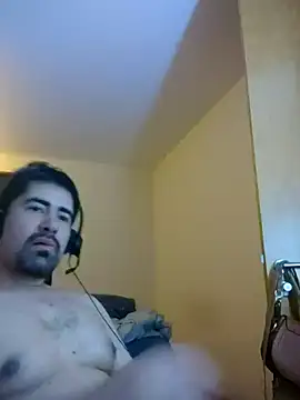 VonDoomdelToro online show from 11, 2, 2025