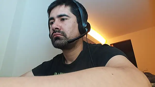 VonDoomdelToro online show from 13, 2, 2025