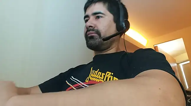 VonDoomdelToro online show from 13, 2, 2025