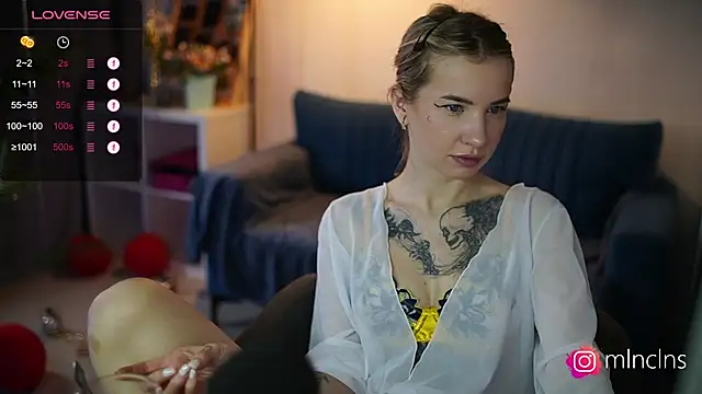 melanielwithu online show from 11, 3, 2025