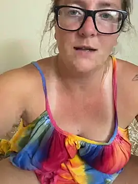 Lizzyloo online show from 11, 4, 2026