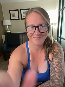 Snapshot of Lizzyloo chatting on 25, 2, 2026 Lizzyloo online show from 25, 2, 2026