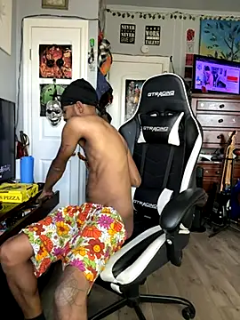 Snapshot of spideyzaddy chatting on 23, 9, 2025 spideyzaddy online show from 23, 9, 2025