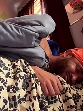 Snapshot of spideyzaddy chatting on 26, 11, 2025 spideyzaddy online show from 26, 11, 2025