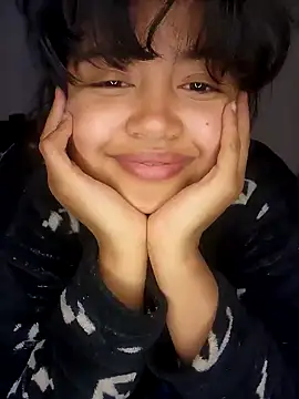 Snapshot of Peach_Girll chatting on 7, 2, 2025 Peach Girll online show from 7, 2, 2025