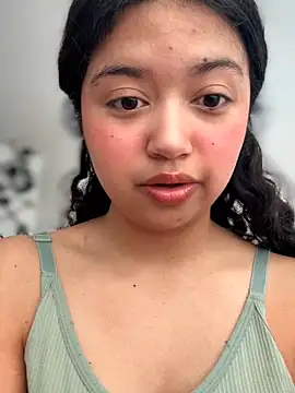 Peach Girll online show from 15, 5, 2026