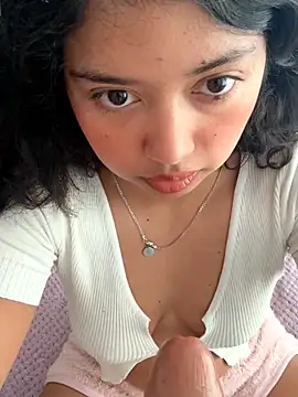 Peach Girll online show from 12, 5, 2026