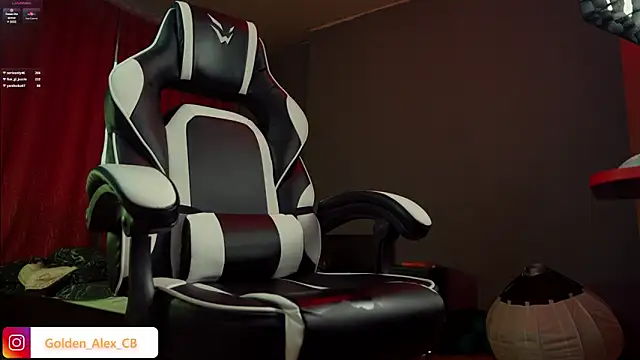 LuckyAlexx online show from 1, 3, 2025