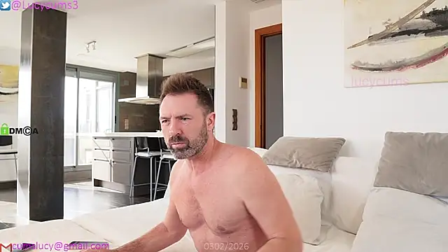 lucycums online show from 3, 2, 2026