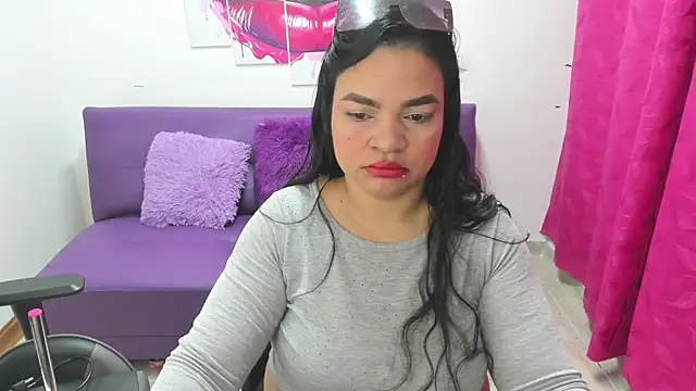 Cloe 35 online show from 15, 3, 2025