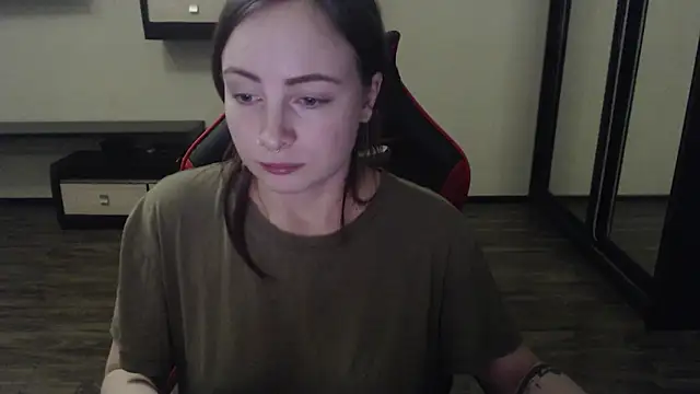 Snapshot of Laralianna chatting on 17, 3, 2025 Laralianna online show from 17, 3, 2025