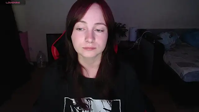 Laralianna online show from 4, 8, 2026