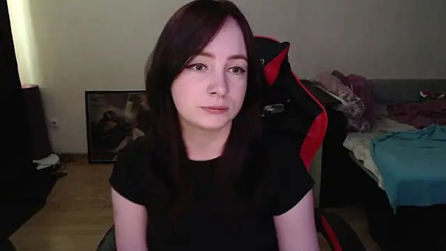 Laralianna online show from 24, 4, 2026