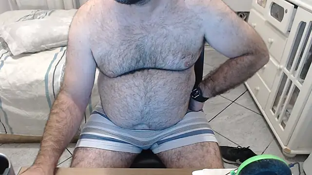 Snapshot of MysterBearMG chatting on 23, 2, 2026 MysterBearMG online show from 23, 2, 2026