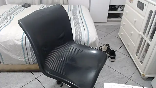 Snapshot of MysterBearMG chatting on 12, 2, 2026 MysterBearMG online show from 12, 2, 2026