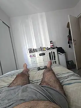 Snapshot of MysterBearMG chatting on 15, 2, 2026 MysterBearMG online show from 15, 2, 2026