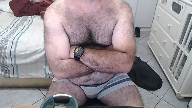 MysterBearMG online show from 9, 4, 2026