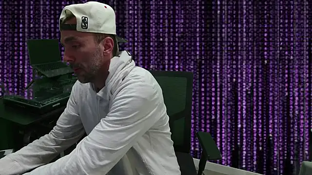 kuruptxxx live online show from 11, 3, 2025