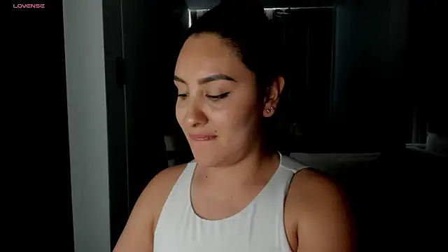 AnushaKumari online show from 26, 11, 2025