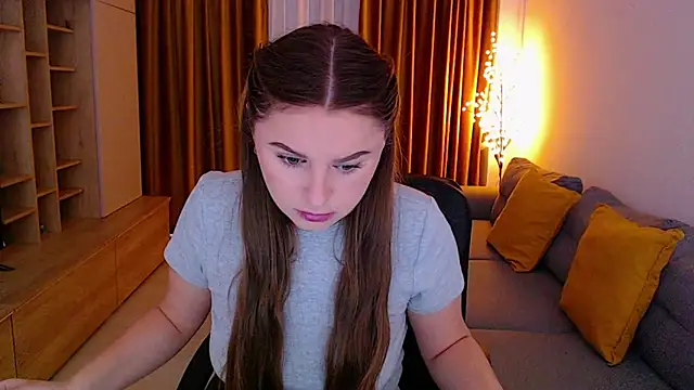  Mia Adams online show from 21, 4, 2026