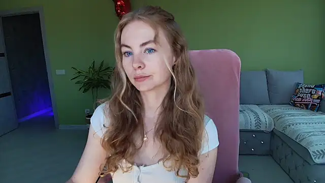 Cuddle Cat online show from 10, 6, 2026