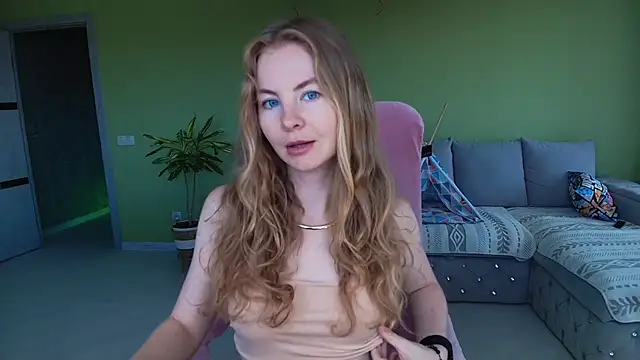 Cuddle Cat online show from 21, 6, 2026