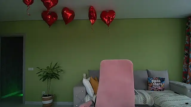Cuddle Cat online show from 18, 6, 2026