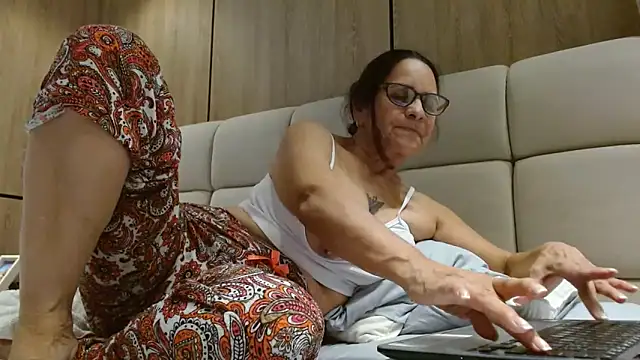 martha mature online show from 19, 2, 2025