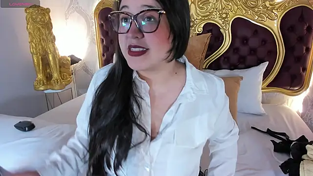 Snapshot of Dulce_26_ chatting on 21, 11, 2025 Dulce 26 online show from 21, 11, 2025