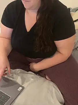 sweeti Em online show from 9, 4, 2026