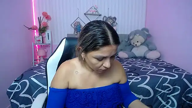 cum bigass online show from 6, 3, 2026