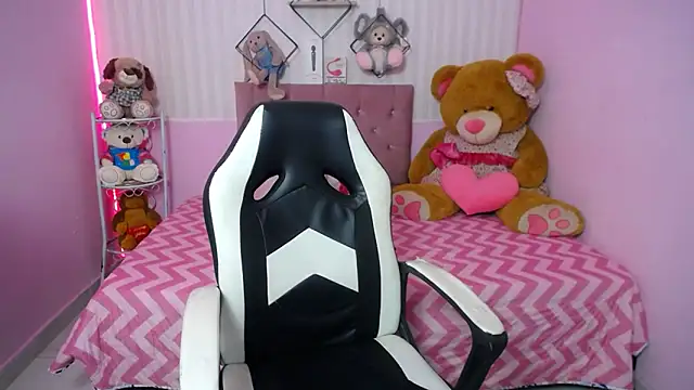 cum bigass online show from 19, 9, 2025