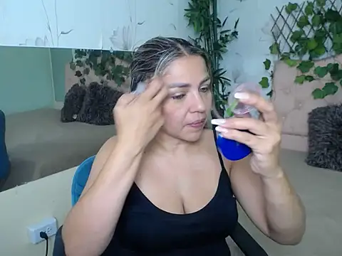 cum bigass online show from 13, 4, 2026