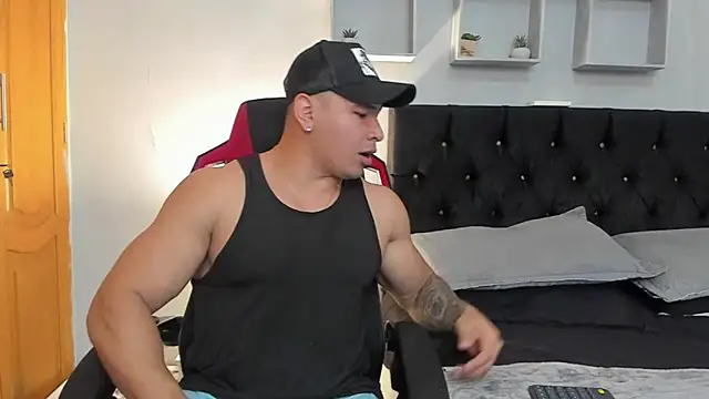 tyler hank01 online show from 8, 4, 2026