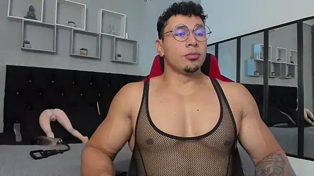 tyler hank01 online show from 21, 10, 2025