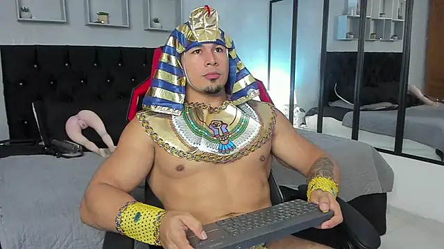 tyler hank01 online show from 31, 10, 2025