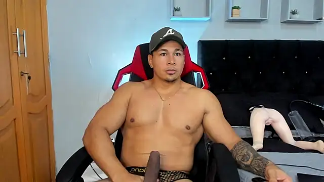 tyler hank01 online show from 29, 11, 2025