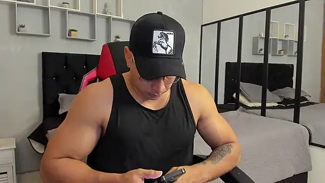 tyler hank01 online show from 12, 1, 2026