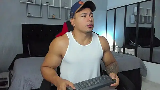 tyler hank01 online show from 11, 10, 2025