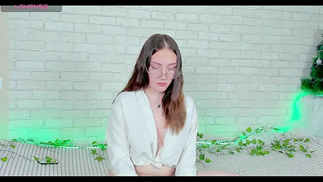 LinaKenny online show from 20, 12, 2025