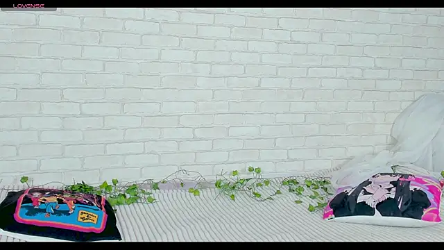 LinaKenny online show from 6, 1, 2026