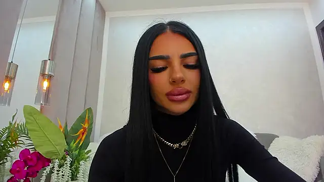 Britney Charm  online show from 6, 3, 2026