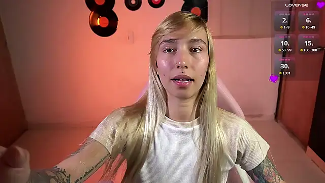 Saucy Jenn online show from 20, 3, 2026