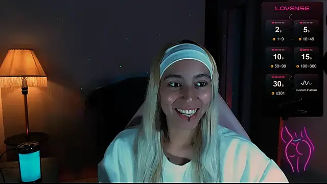 Saucy Jenn online show from 27, 12, 2024