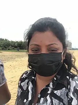 Snapshot of _Cute_ariana_ chatting on 15, 10, 2025 Cute ariana online show from 15, 10, 2025