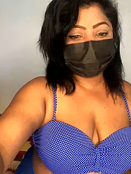 Snapshot of _Cute_ariana_ chatting on 3, 10, 2025 Cute ariana online show from 3, 10, 2025