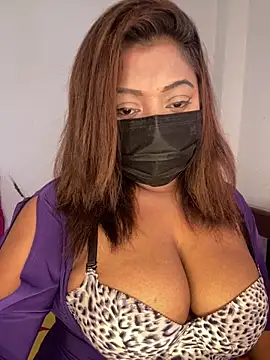  Cute ariana  online show from 9, 5, 2026